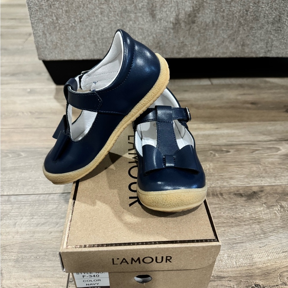 L'Amour Emma Bow Shoes - Picture 3 of 9